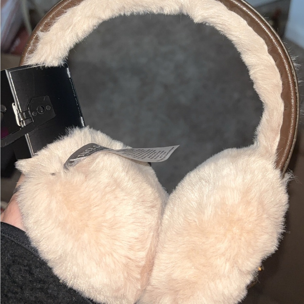 Vince Camuto earmuffs